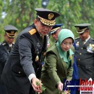 HUT TNI Ke 74