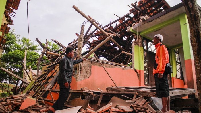 Dampak Kerusakan Gempa Bumi Jawa Barat 2020, dan Penyebab Gempa Bumi Jawa Barat