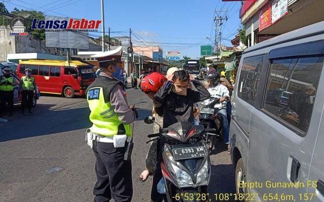 Satlantas Polres Majalengka, Polres Majalengka, masker