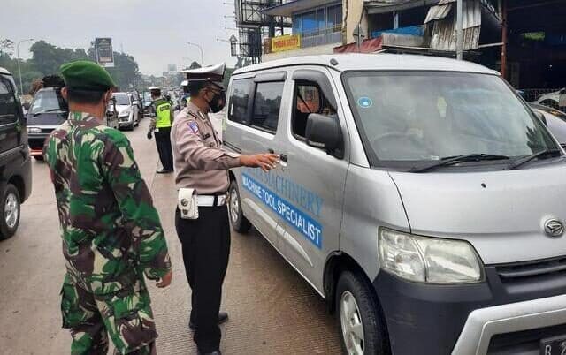 Ops PPKM di Wilayah Hukum Cileungsi Berjalan Aman dan Lancar