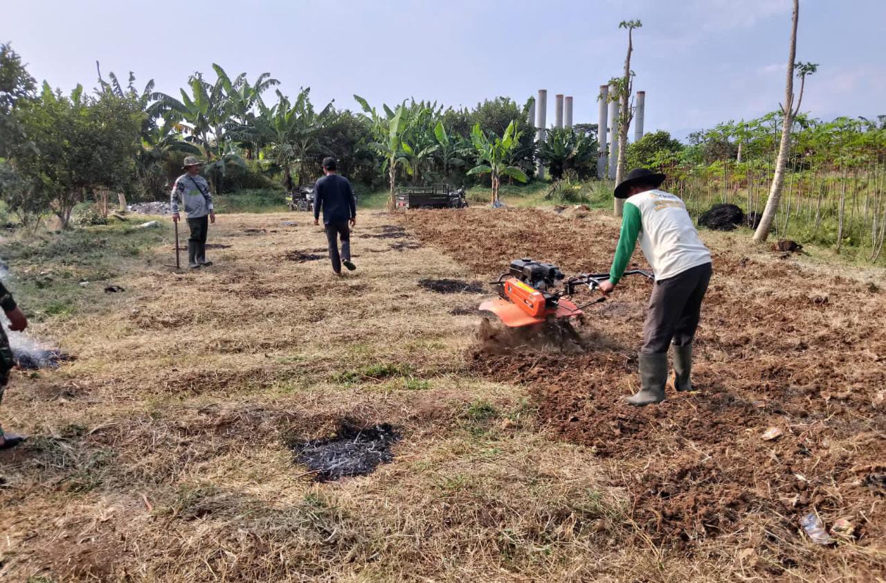 Ketahanan pangan berkat Bios 44DC, Tanam jagung di Jawa Barat, Kontribusi Pangdam III/Slw, Masyarakat kecamatan Bale Endah, Produktivitas lahan pertanian