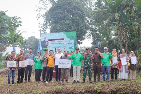 TPA Leuwigajah, Area Hijau, Restorasi Lingkungan, Hari Lingkungan Hidup, Kota Cimahi, Chanifah Listyarini