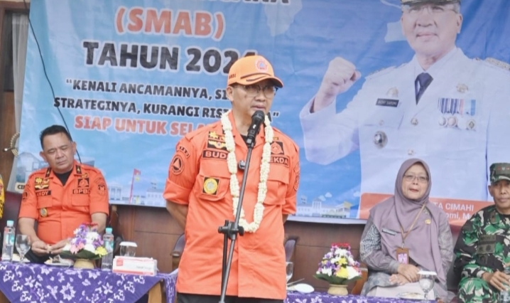 Sekolah Aman Bencana,Madrasah Aman Bencana (S/MAB) 2024,Kesiapsiagaan Bencana,Penerapan S/MAB,Kota Cimahi,BPBD Kota Cimahi,Simulasi Bencana,Pendidikan Pencegahan Bencana,Budaya Siaga Bencana,Manajemen Bencana Sekolah,Mitigasi Bencana,Sekolah Siaga Bencana,Simulasi Evakuasi Mandiri,Kesiapsiagaan Gempa Bumi,Fasilitas Sekolah Aman,Pelatihan Kebencanaan,Pendidikan Kebencanaan,Pemberdayaan Masyarakat,Penyuluhan Kebencanaan,Tim Siaga Bencana Sekolah