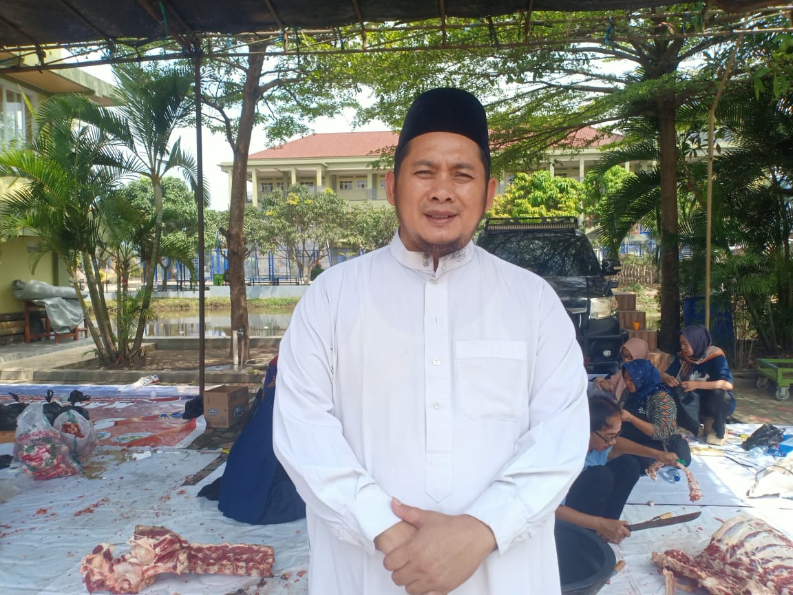 Idul Adha 1446 H, YPPGMI, Kabupaten Bandung, Sholat Idul Adha, Pemotongan Hewan Kurban, Yayasan Pendidikan Pembangunan Generasi Muda Indonesia, STKINDO Wirautama, SMK Wirakarya, Ibadah Kurban, Rangkaian Kegiatan Idul Adha, Pendidikan Rohani, Ketua Yayasan YPPGMI, Dr. H. Yusnan Yusuf, Makna Idul Adha, Nabi Ibrahim, Keluarga Besar YPPGMI, Keimanan dan Ketakwaan, Graha Wirakarya, Desa Manggungharja, Kecamatan Ciparay, Pendidikan Generasi Muda, Ibadah Yaumul Nahar, Ritual Kurban, Momentum Idul Adha, Semangat Pengorbanan