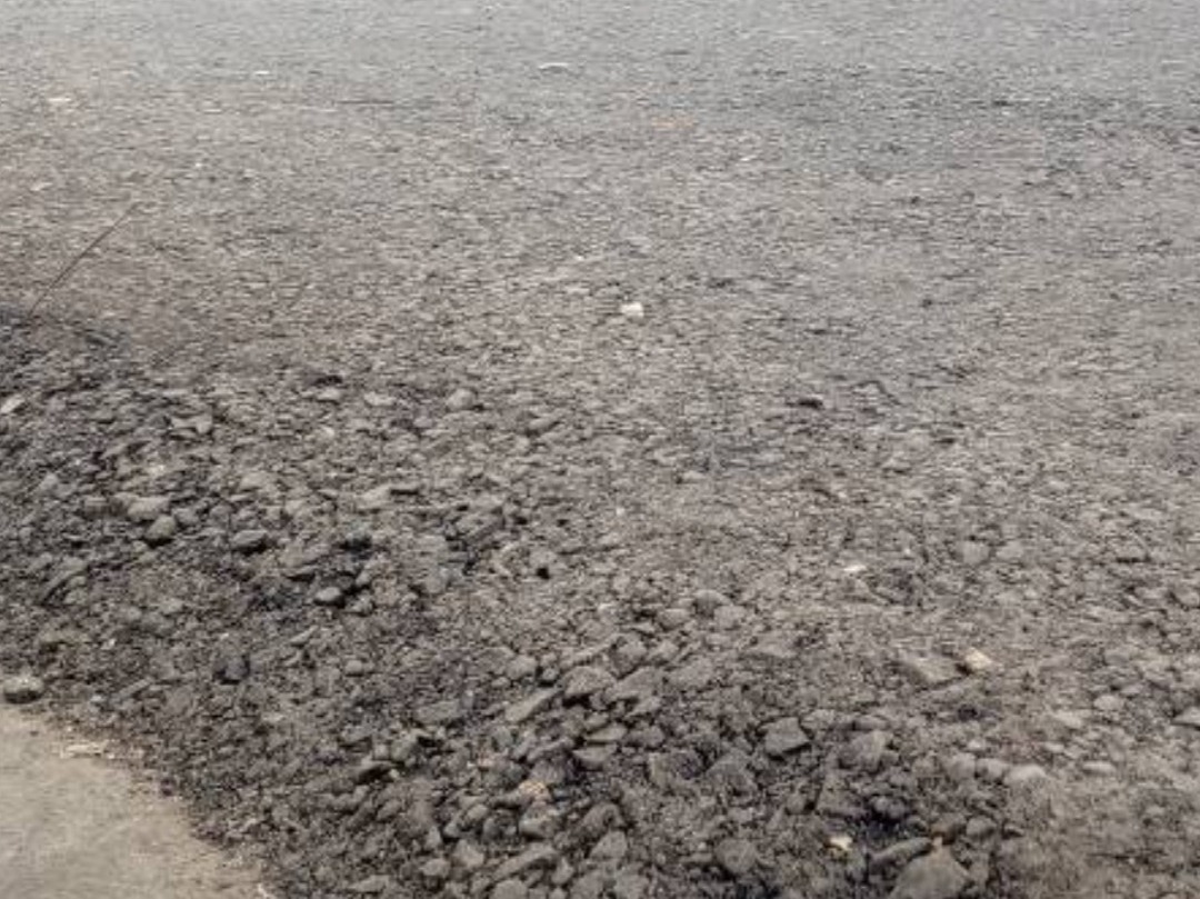 jalan Kopo Bihbul, hotmix jalan Kopo Bihbul, proyek jalan Kopo Bihbul, rekonstruksi jalan Kopo Bihbul, jalan Kopo Bihbul Kabupaten Bandung, hotmix Kabupaten Bandung, proyek jalan Kabupaten Bandung 2026, proyek jalan Jawa Barat 2026, rekonstruksi jalan Jawa Barat, kualitas hotmix jalan, mutu pekerjaan hotmix, pengaspalan jalan malam hari, pengaspalan jalan malam, kualitas jalan hotmix, permukaan hotmix kasar, hotmix berongga, pekerjaan jalan APBD Jawa Barat, proyek DBMPR Jawa Barat, DBMPR Jawa Barat, UPTD Wilayah Pelayanan III, pengawasan proyek jalan, pengawasan jalan Jawa Barat, permukaan hotmix jalan Kopo Bihbul kasar, proyek jalan Kopo Bihbul disorot, kualitas hotmix jalan Kopo Bihbul, pengaspalan malam hari Kopo Bihbul, rekonstruksi jalan Kopo Bihbul 2026, proyek jalan Kopo Bihbul Rp11 miliar, pengawasan proyek jalan Kopo Bihbul, mutu hotmix jalan Kopo Bihbul, jalan Kopo Bihbul Kabupaten Bandung 2026, hotmix kasar dan berongga Kopo Bihbul